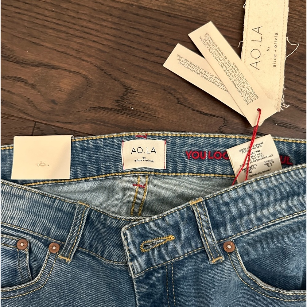 Alice and Olivia Jeans - Picture 5 of 6